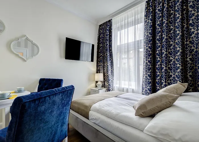 3 - Solaro アパート *